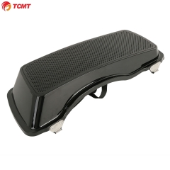 Black Saddlebag Lid w/ Dual 6